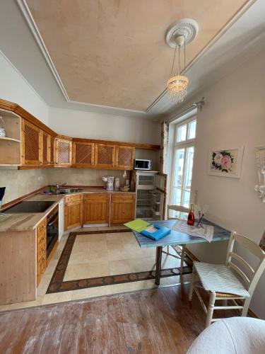 Apartment image 4
