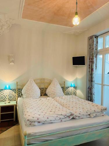 Standard Apartment image 8