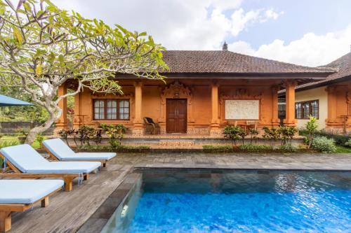 Swimming pool, Bon Nyuh Bungalows Bali in Gianyar