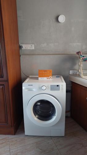 Private Apartment in Nugegoda Colombo 5, close to High-level road