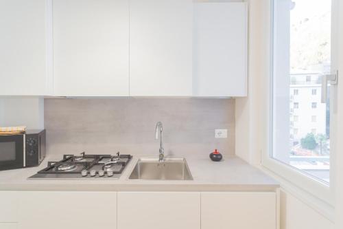 One-Bedroom Apartment image 10