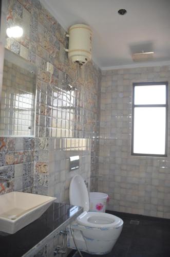 Goel Residency – Delhi, NY