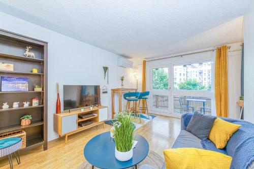 Charming T2, wifi, air conditioning, balcony - Location saisonnière - Grenoble