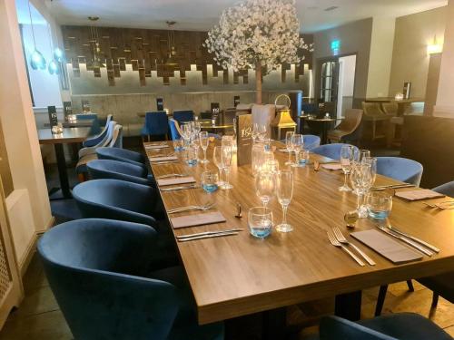 餐厅, 白狮酒店 (White Lion Hotel) in 克鲁