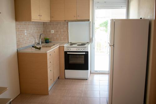 KALLIÁNI HOUSE vila kiki 3
