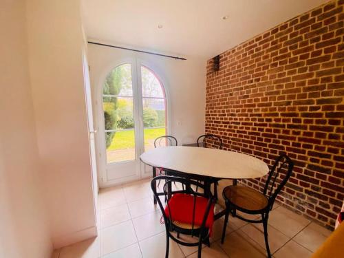 L'écurie (L'ecurie) in Varengeville-Sur-Mer