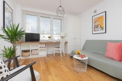 Ligocka Studio Warsaw Mokotów by Noclegi Renters, Warsaw