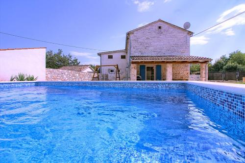 Cozy istrian stone villa Sasso with private pool