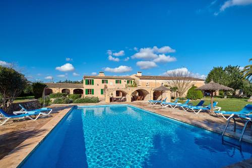 Finca Son Oliver by Mallorca House Rent