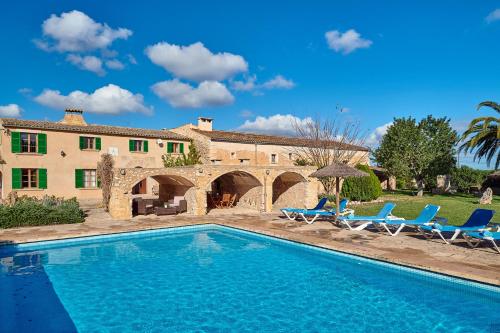 Finca Son Oliver by Mallorca House Rent