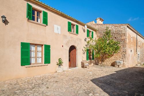 Finca Son Oliver by Mallorca House Rent