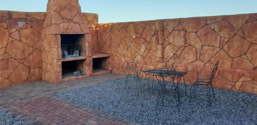 Kalahari Rockface Guesthouse in Κάθου