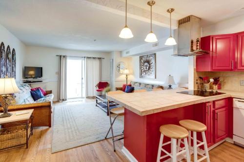 Marylander Condominiums, 90 steps from the beach