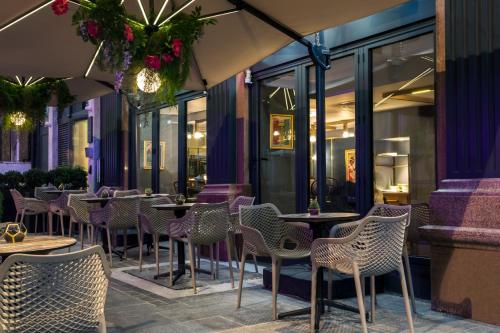 Victory House London - image 9