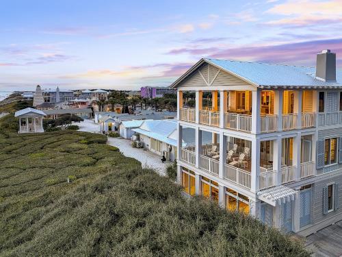 Buckeye on the Beach - GULF FRONT - Seaside, FL - Right next to Town Center, Sleeps 10! home
