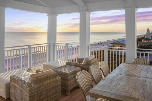 Buckeye on the Beach - GULF FRONT - Seaside, FL - Right next to Town Center, Sleeps 10! home