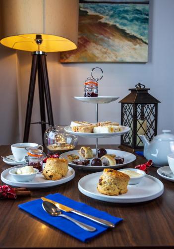 餐廳, 白獅酒店 (The White Lion Hotel) in 奧爾德伯勒