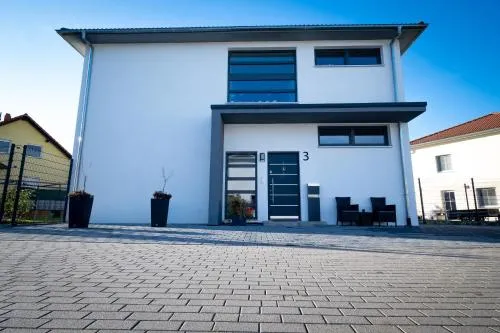 FeWo WOW! TOP Lage! Schöne 2-Zimmer Wohnung! in Weisweil, Deutschland