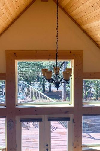 Rustic Retreat with Deck Steps From Lake Almanor! - image 6