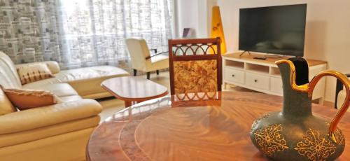 Large apartment with sea view, Bat Jam (zdjęcie 4)