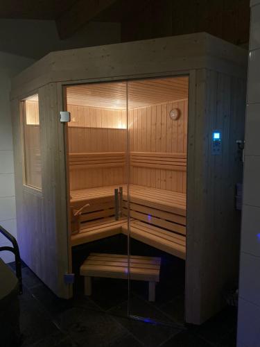 Szauna, De Porrel Polsbroek Unit met Privé Jacuzzi, Spa en Sauna (De Porrel Polsbroek Unit met Prive Jacuzzi, Spa en Sauna) in Polsbroek-Noordzijdseweg-Zuidzijdseweg