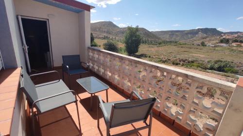 Balcony/terrace, Casa en zona rural a 200 m de Arino (Teruel) in Alloza