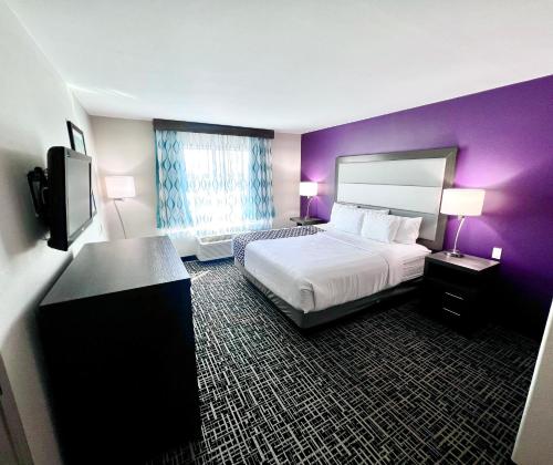 2 king beds