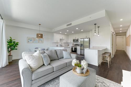 All-New, Waterfront Condo in Downtown Sarasota! in Sarasota, USA