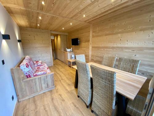 Appartement La Clusaz, 4 pièces, 8 personnes - FR-1-459-15