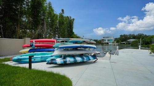 All-New, Waterfront Condo in Downtown Sarasota! in Központi Cocoanut