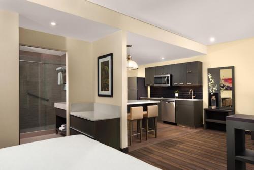 Hyatt Place Monterrey Valle - image 2