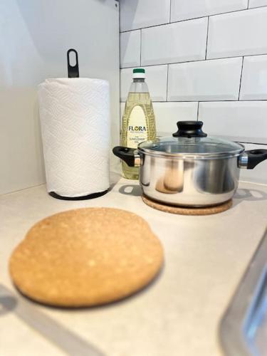 New Studio Apt Central》Private》 Free Parking》WiFi