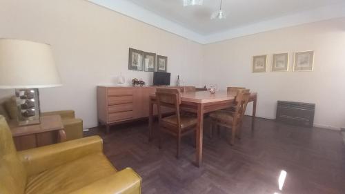 Departamento Amplio 3 ambientes - Belgrano - image 2