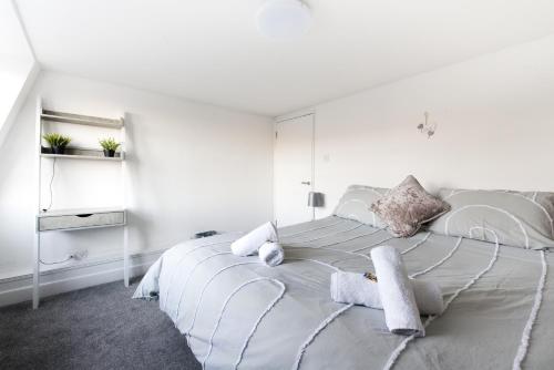 Luxe Maisonette- Parking, 4K TVs, Bath (foto 2)
