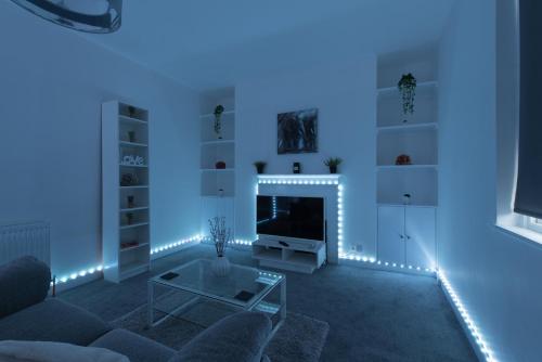 Luxe Maisonette- Parking, 4K TVs, Bath (foto 10)