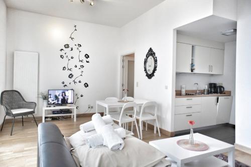  Apartments The Opera Residence in Brüssel