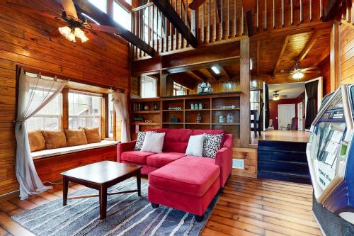 Bills Mountain Retreat in Ranger, USA
