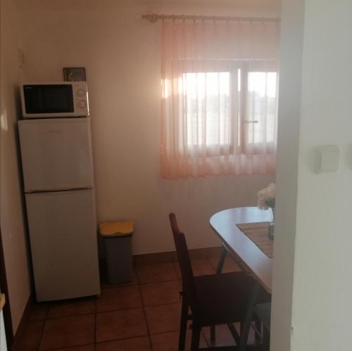 Apartment in Privlaka with sea view, terrace, air conditioning, WiFi 3591-2, Privlaka (Foto 3)