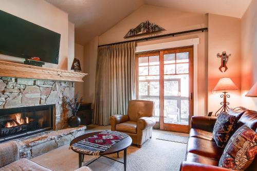 TOWN POINTE B303 condo, Park City