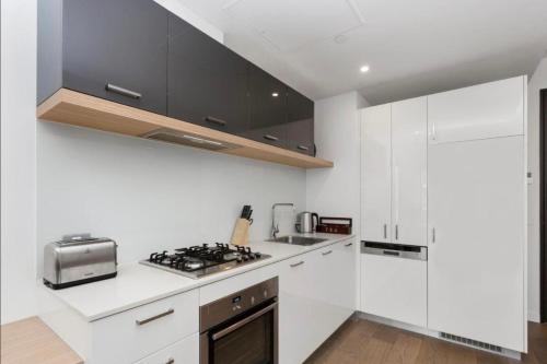 Sandy Hill apartment, Sandringham