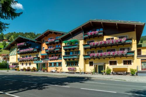 A szálláshely kívülről, Hotel Austria - inklusive Joker Card im Sommer in Saalbach