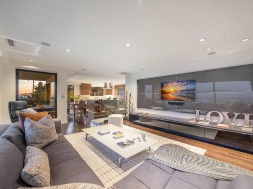 Stunning Franklin Villa 3 bedroom in Los Angeles, USA