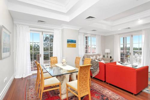 The Grande Port Stephens Luxurious golf and beach getaway on Horizons Golf Resort in Salamander Bay