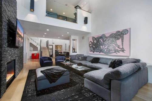 Valley Vista 5 bedroom Villa in Los Angeles, USA