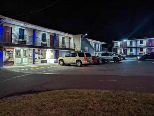 Executive Inn Coopersburg - image 9