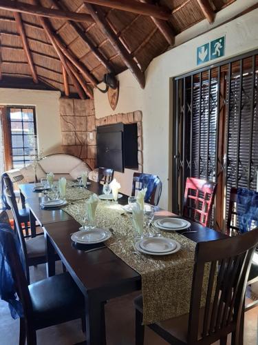 Ebony and Ivory Guesthouse in Pellissier