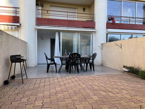 Apartment image 10