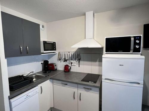 Apartment image 3
