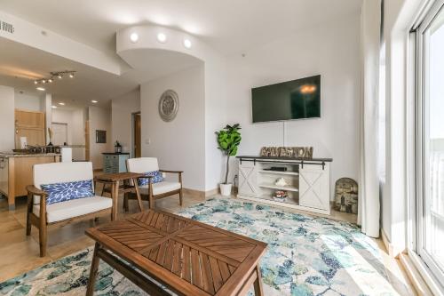 Galveston Oceanfront - image 10