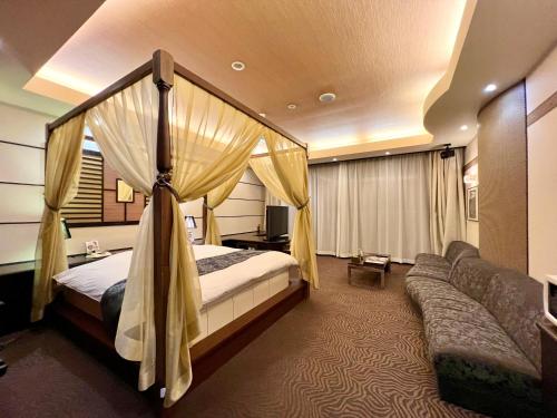 SKY Tower Sweet 4 Beppu, Resort Love Hotel Room Type - Standard Double Room - Smoking